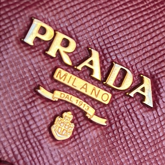Auth. PRADA Gather Leather 6 Ring Key Case Wallet Pink Gold Tone Hardware Logo - Picture 6 of 17